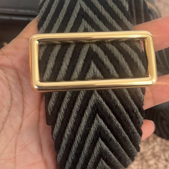 Marc Jacobs Flash Croc Print Crossbody - Black with Gold Hardware - Picture 8 of 16